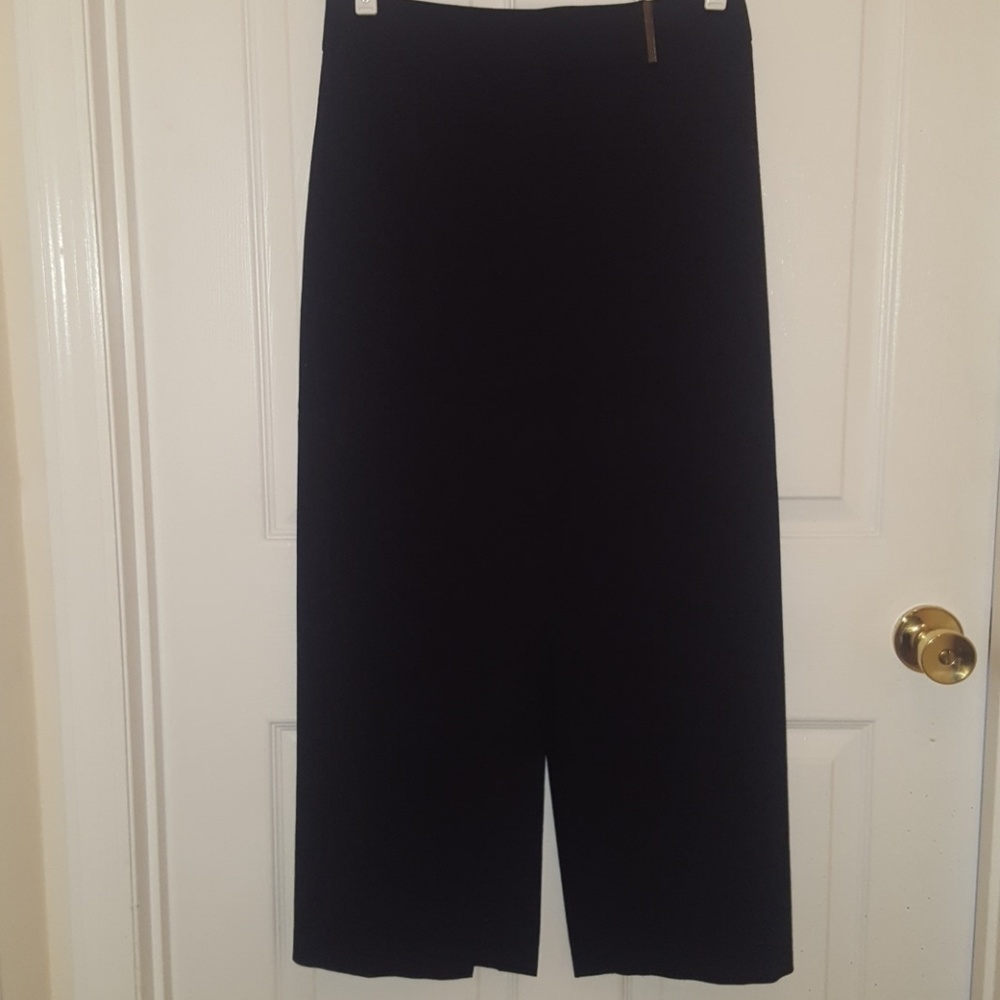 Express pencil skirt with deep slits
